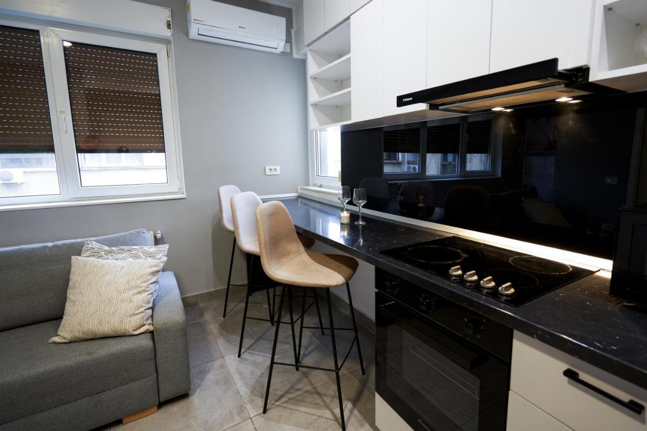 Minimalist Design Apartament In Magheru Bucharest Luaran gambar