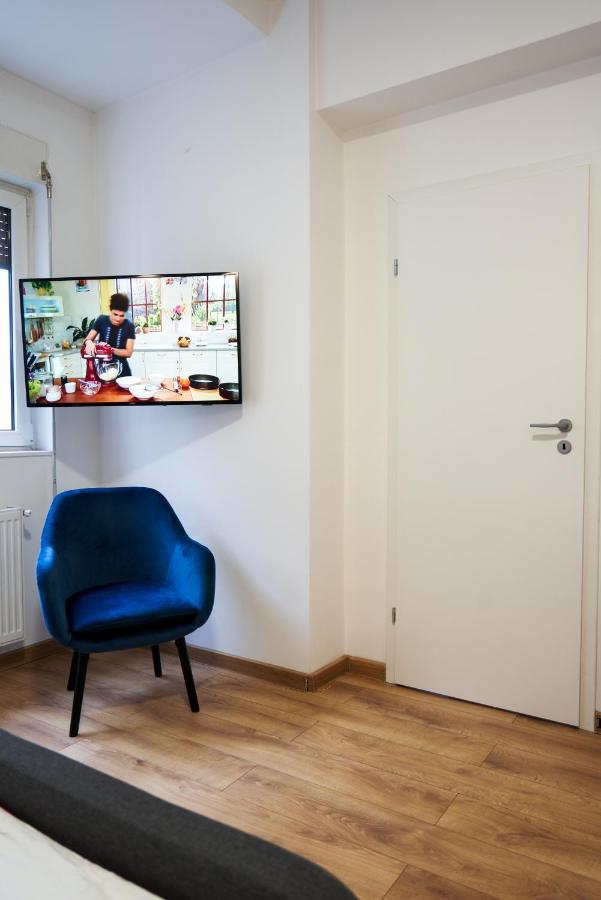 Minimalist Design Apartament In Magheru Bucharest Luaran gambar